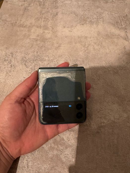 Samsung Flip Z 3