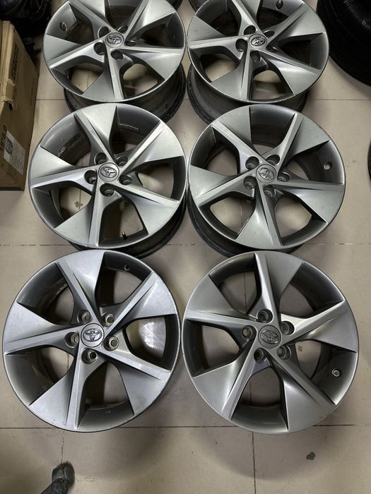 Камри вертолет оригинал R18