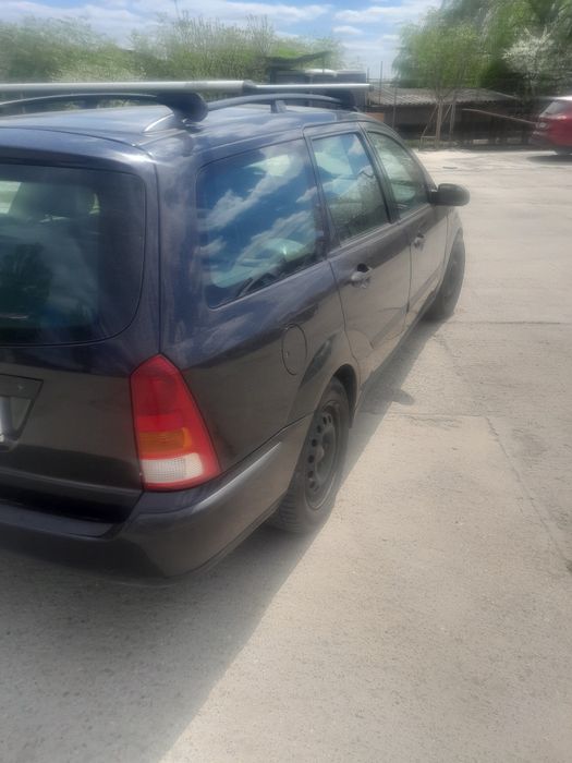De vânzare ford focus break benzina