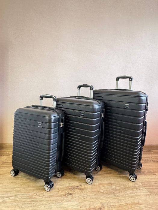 Чемодан все размеры и цвета