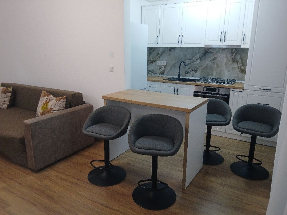 Apartament de închiriat str Grănicerilor 2 cameri. Open Space