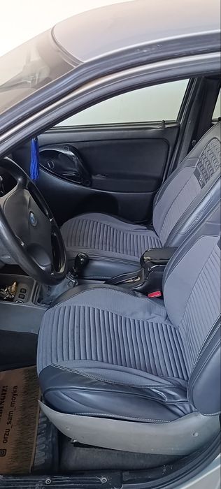 Lada kalina sotiladi