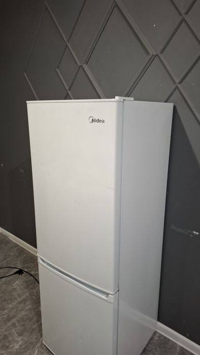 Продаётся холодильник