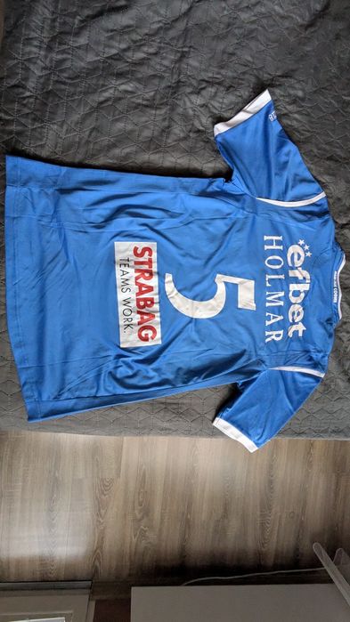 Мачова тениска Левски София, Холмар 5