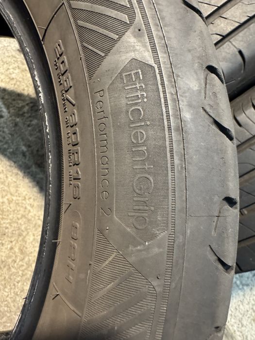 Гуми 205/60/16 GOOD YEAR Eficient Grip