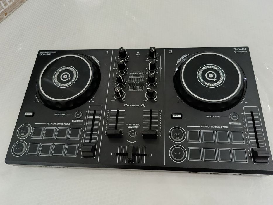 Pioneer DJ DDJ-200