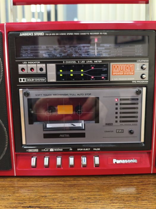 Кассетный магнитофон Panasonic RX F32