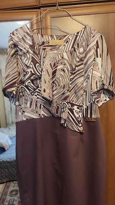 Продам новое платье