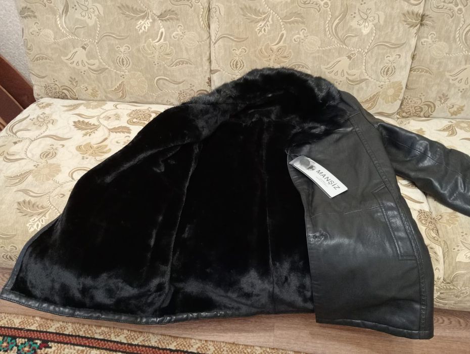 Продам мужскую дубленку