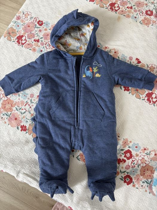 Продам детские вещи