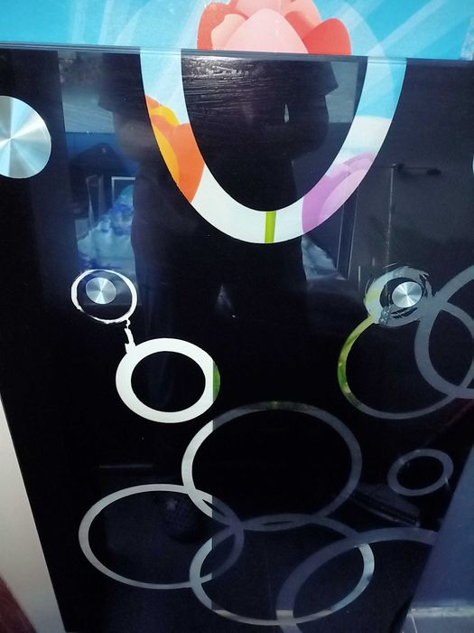 Перфектна Трапезна разтегателна маса гланцирана