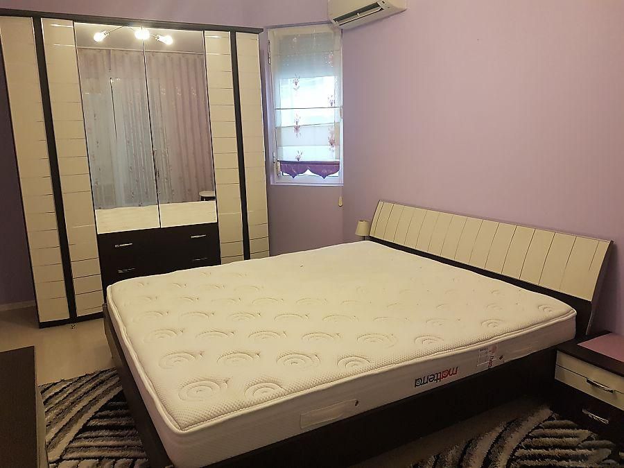 Дава се под наем Тристаен апартамент в Пловдив, Кършияка - 120 кв.м за 510 € - Снимка #2