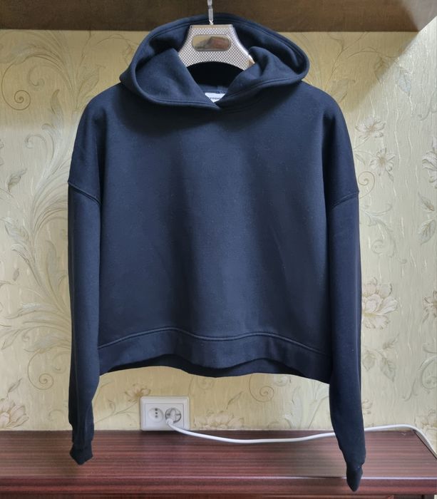 Женские одежды худи рубашки