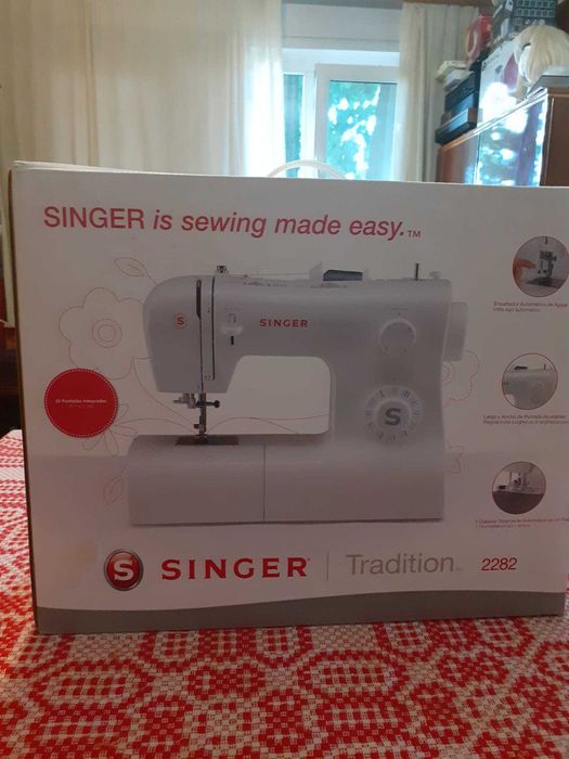 Masina de cusut electrica SINGER TRADITION 2282