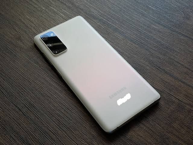 SAMSUNG _S20 PLUS 5G _ 128gb 12Gb dualSIM