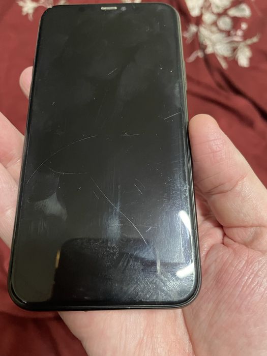 Iphone 11 Pro VAND , NU schimb !