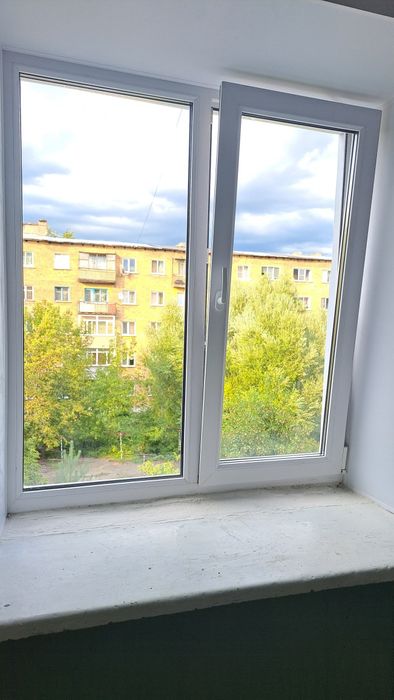 Продам пластиковое окно