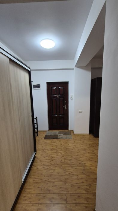Închiriez Garsoniera in Militari Residence