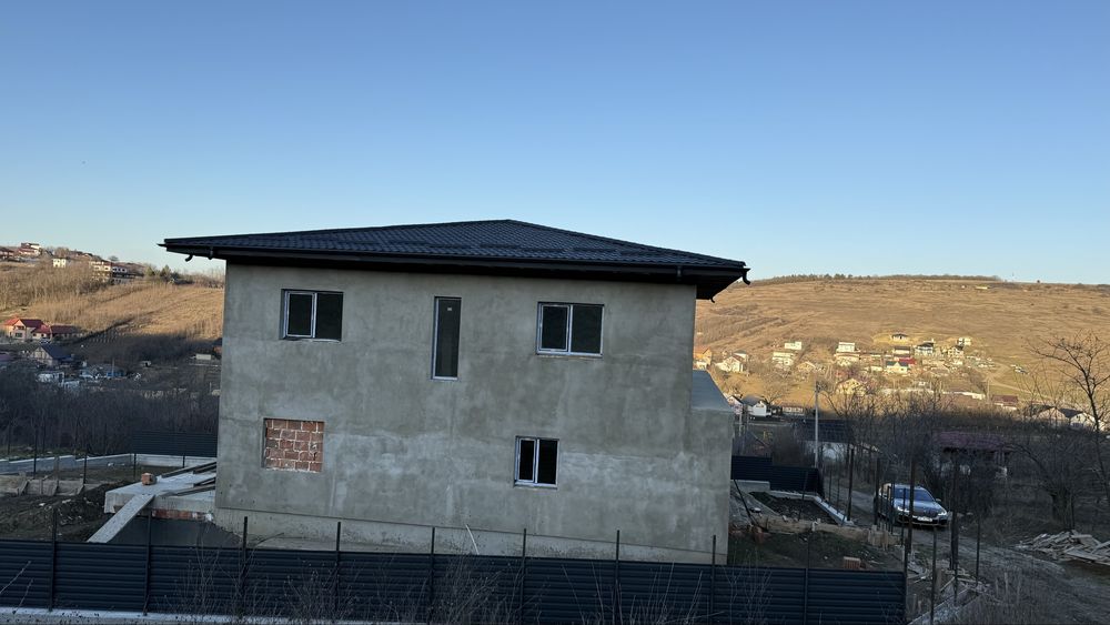 Propietar! Casa P+E 130Mp-utili/ Curte 400mp / tip Duplex / Rediu