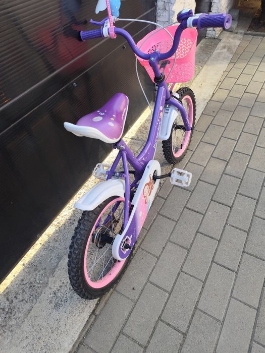 Bicicleta pentru fete