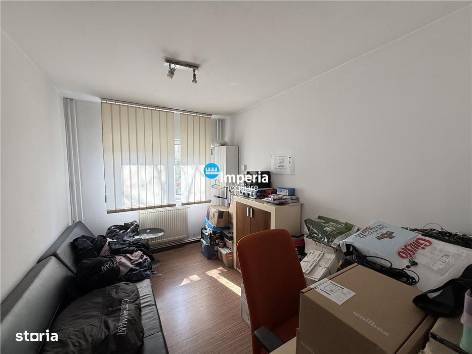 Parter Canta 3 camere – intrare separată din stradă – ideal