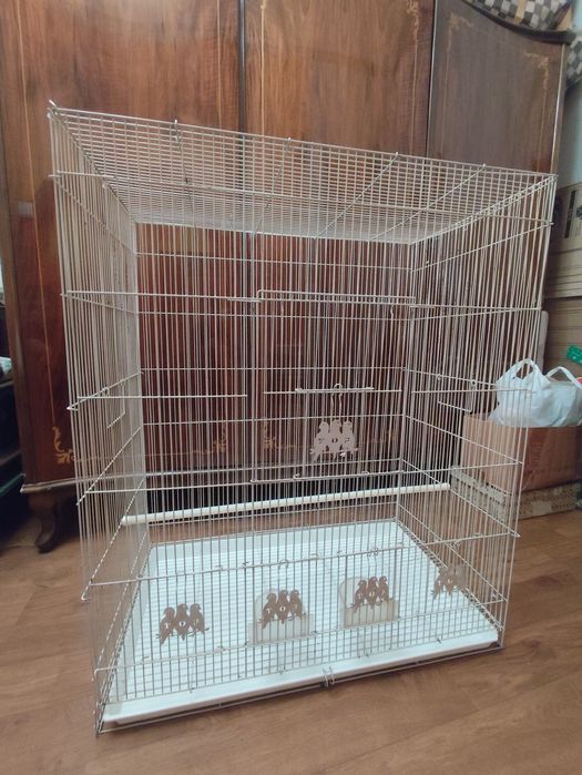 Клетка для попугаев и канареек