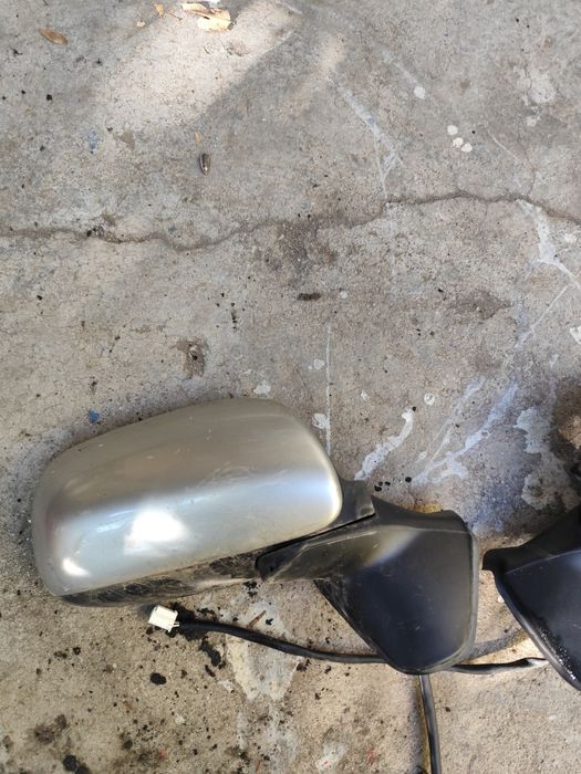 Огледала за toyota auris от 2006 година до 2009