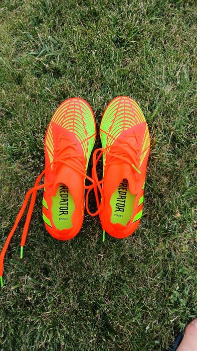 Ghete fotbal predator adidas elite