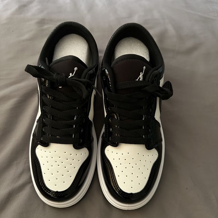 Кроссовки Nike, женские