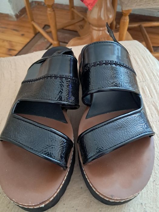 Дамски сандали на Zara