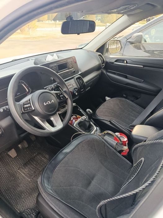 Kia Sonet 2025 — 4