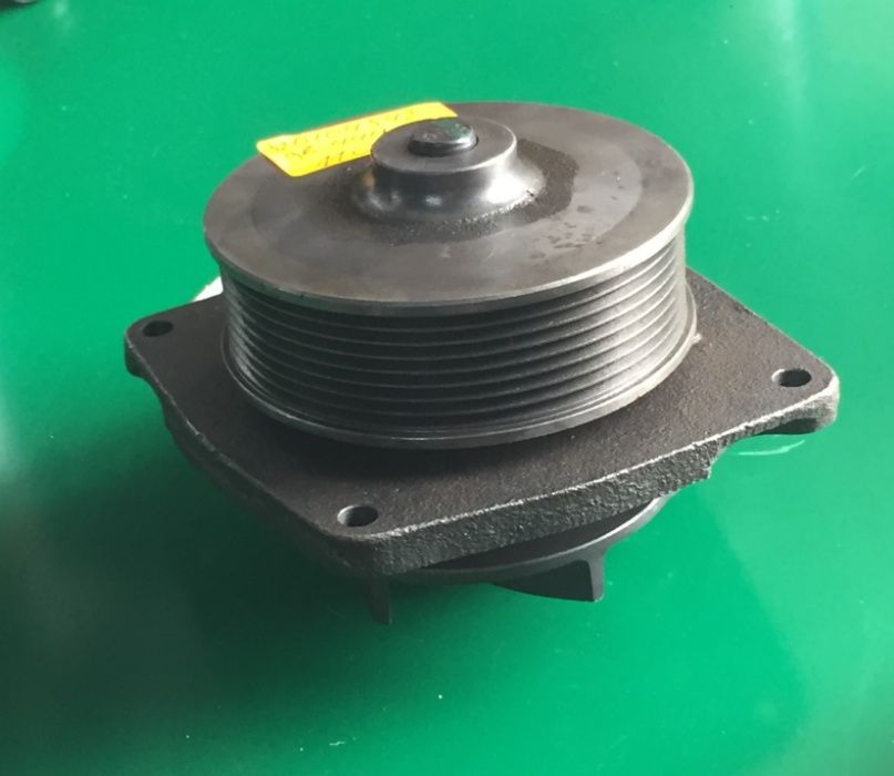 Водна помпа JCB 3CX , Case, Hidromek , Komatsu