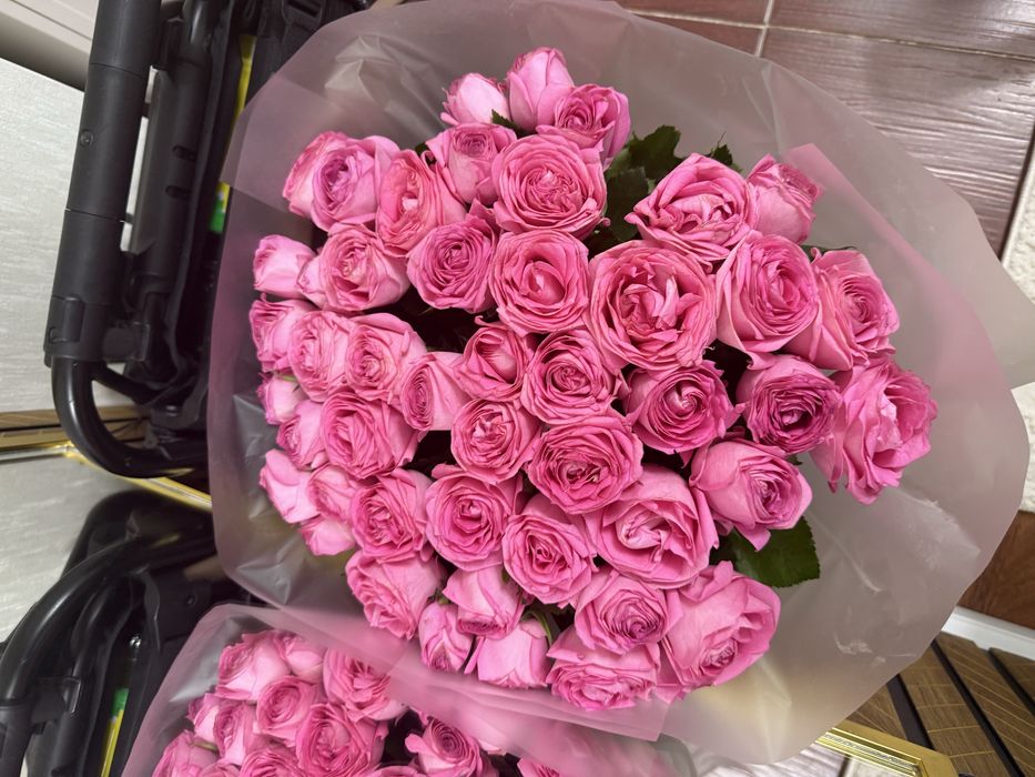 Цветы роза розовые 51шт