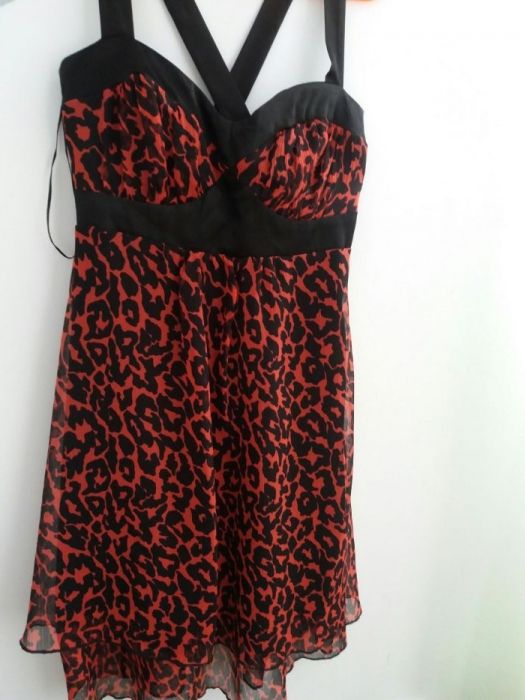 Vand rochie marimea S