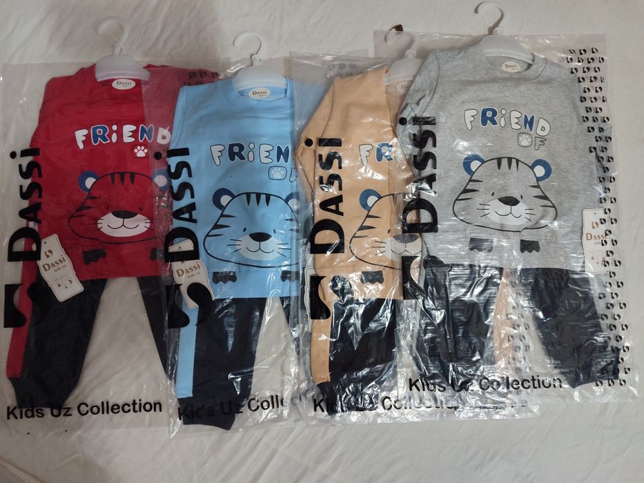 Ўғил ва қиз болалар учун бахорги кийимчалар