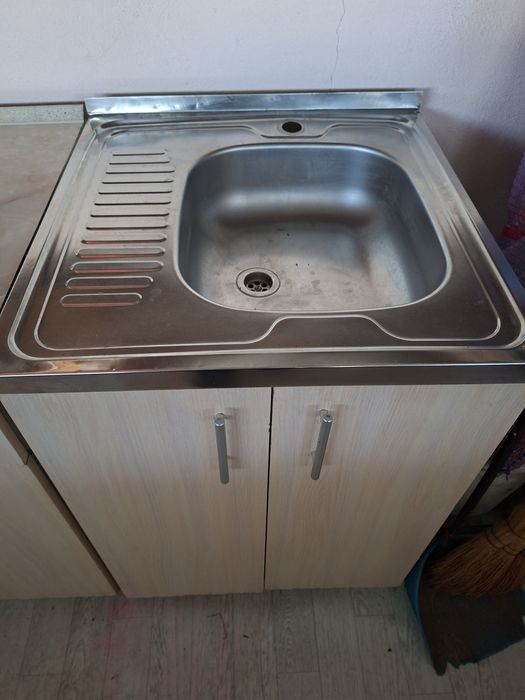 Кухонные шкафы 4 шт