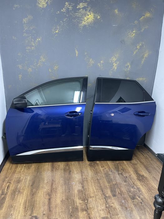 Usa / Portiera Peugeot 3008 II dreapta spate Completa an 2017-2024