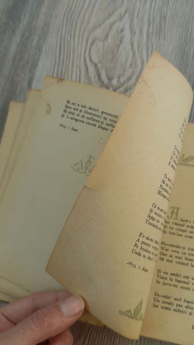 Mihai Eminescu carte de Poezii 1953