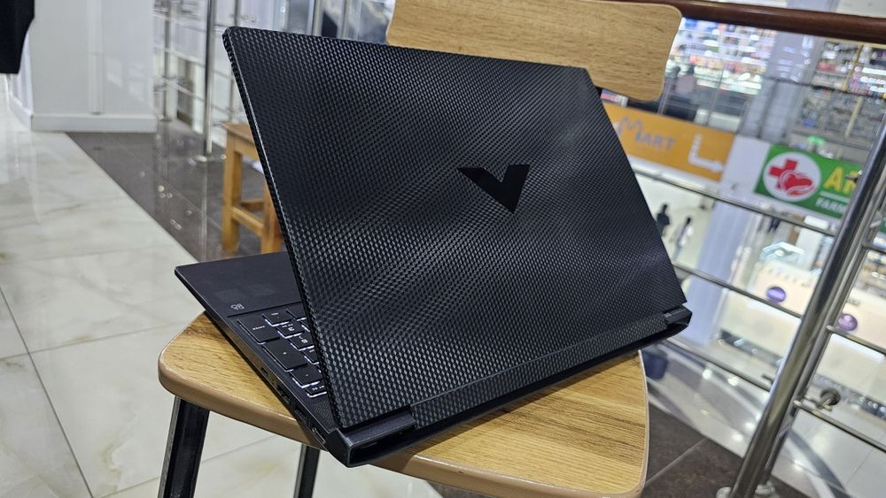 uzum M dan -40% arzoniga HP Victus seryozniy igravoy notebook