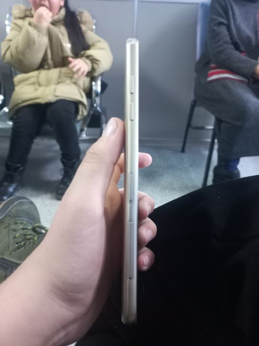 Самсунг ж8 Ремонт болмаған