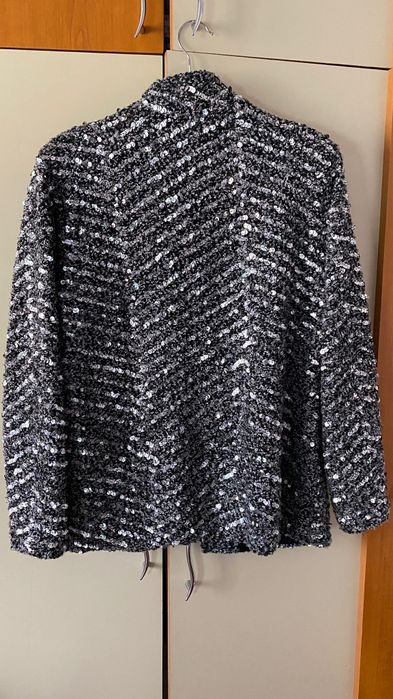 Sacou H&M și pulover cropped Noa noa