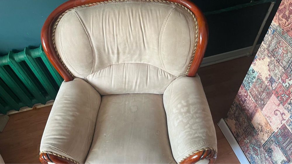 2 кресла и диван