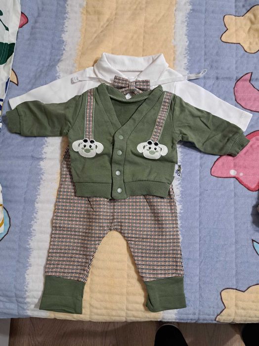 Hainute bebelus nou nascut