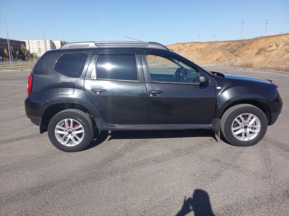 Продам Renault duster 2012 год пробег 133000