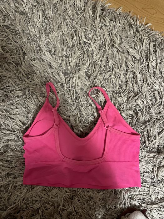 Розово спортно бюстие