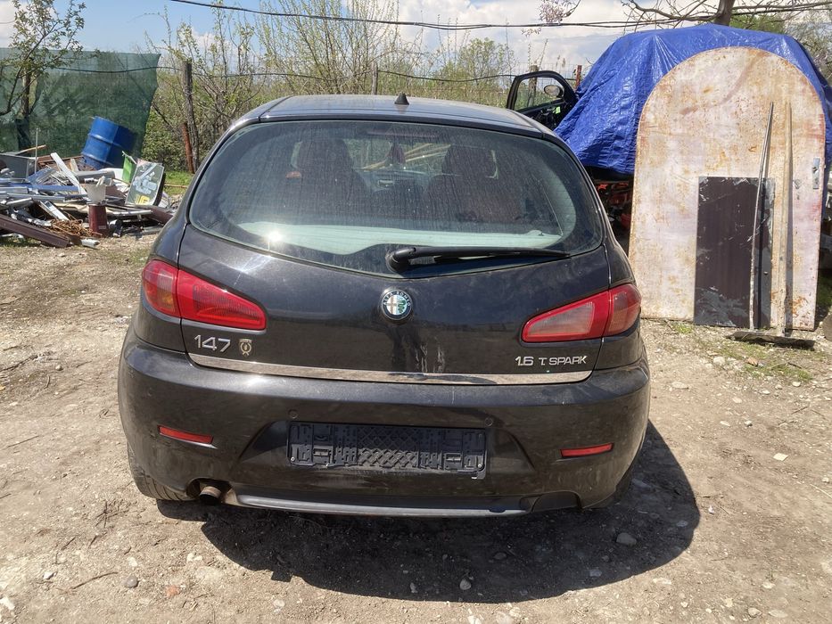 Alfa Romeo  147 1.6 TS на части