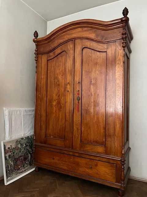 Старинен Гардероб дървен