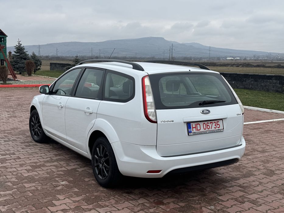 Vând Ford Focus Motor 1.6 Diesel 90 CP Euro 5 An 2010 Import Germania