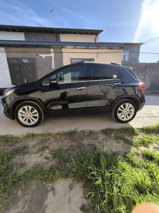 Продаётся Tracker 1