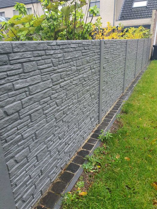 Execut diferite lucrari : sapături , terasamente cu excavator sau făra